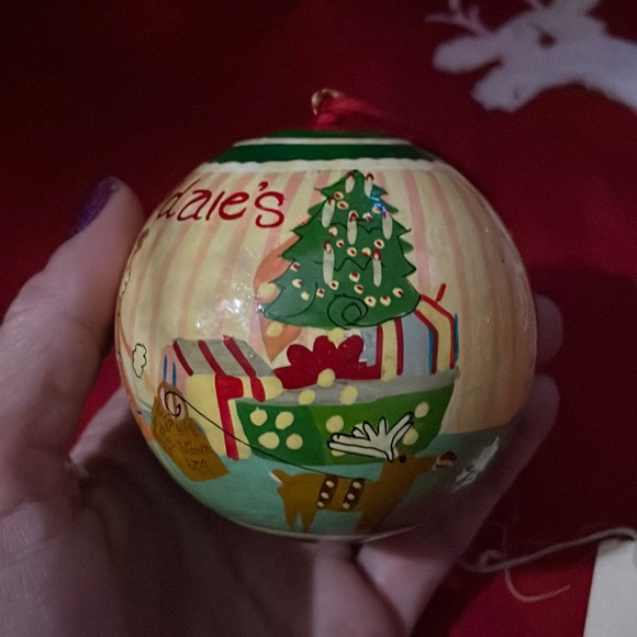 Bloomingdale’s Christmas tree ornament - Picture 3 of 5